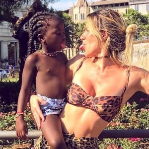 'Foi uma coisa muito louca porque não pensava em ter filhos tão cedo, e quando aconteceu foi incrível porque já estava preparada', disse Giovanna Ewbank