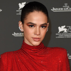 Bruna Marquezine falou da carreira no mundo fashion