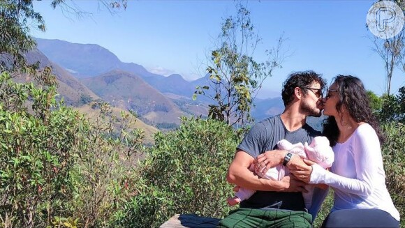 José Loreto e Débora Nascimento sempre compartilham momentos fofos com a filha no Instagram