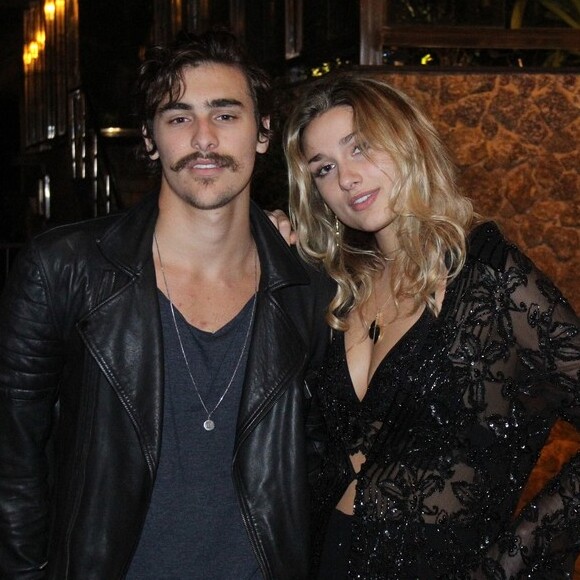 Aos 20 anos, Sasha Meneghel está namorando o ator Bruno Montaleone