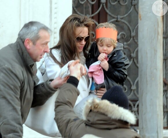 Shiloh Jolie-Pitt é filha de Angelina Jolie com Brad Pitt