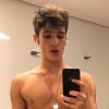 João Guilherme Ávila tem chamado atenção nas redes sociais ao mostrar corpo ganhando músculos
