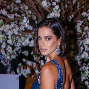 Alguns internautas acreditaram que Bruna Marquezine havia ido ao evento com Rodrigo Faro