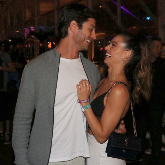 Rael é filho de Isis Valverde e André Resende