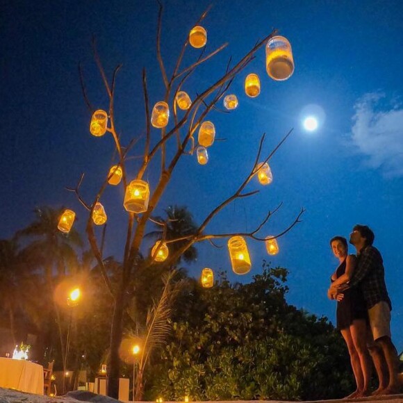 Deborah Secco e Hugo Moura são pais de Maria Flor