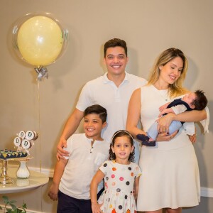 Atualmente Wesley Safadão é casado com Thyane Dantas, com quem tem outros dois filhos: Ysis e Dom