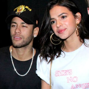 'É um problema dela e do meu filho', afirmou o pai de Neymar sobre a separação do filho e de Bruna Marquezine