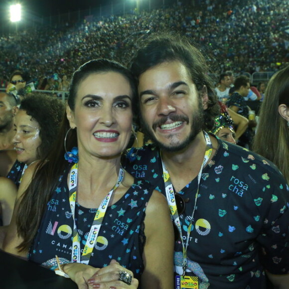 Túlio Gadêlha voltou ao Recife após viagem para Europa com Fátima Bernardes e recebeu o diagnóstico de trombose