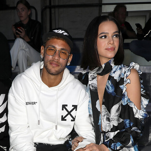 'Eu também tenho um carinho enorme por ele e pela família dele, eu fico feliz de ver que as coisas estão bem, mesmo depois de uma decisão como essa', disse Bruna Marquezine