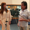 Marina Ruy Barbosa ensaia com Roberto Carlos em estúdio: 'Momento especial'