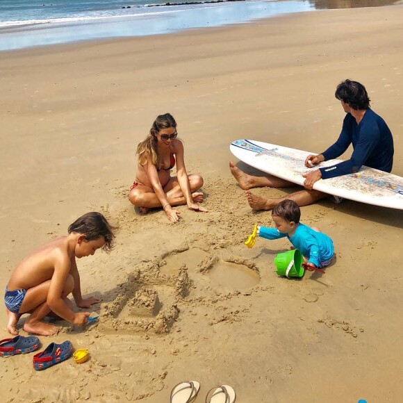 Patricia Abravanel foi elogiada pelo marido, Fabio Faria, em aniversário