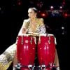 Ivete Sangalo mostrou levar habilidade para os instrumentos musicais ao gravar DVD 'Live Experience'