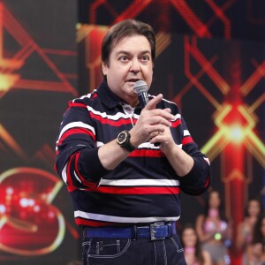 Fausto Silva falou sobre a escolha dos filhos, Lara, de 20 anos, João Guilherme, de 14, e Rodrigo, de 10