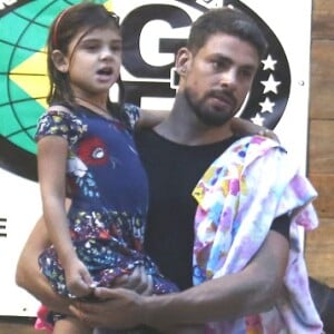 Sofia, filha de Cauã Reymond, fará participação no filme 'Pedro', protagonizado pelo pai