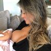 'Eu seria julgada por uma ser péssima mãe que não liga nem ama sua filha', explicou Mayra Cardi ao falar sobre porque decidiu sair por completo do Instagram