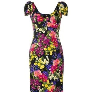 O vestido Dolce & Gabbana custa R$ 14,7 mil, mas pode ser encontrado por R$ 10, mil, com 30% de desconto, no site da Farfetch