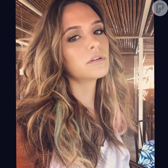 Juliana Paiva está curtindo alguns na Disney antes de voltar aos ensaio do 'Dança dos Famosos'