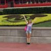 Juliana Paiva está curtindo alguns na Disney antes de voltar aos ensaio do 'Dança dos Famosos'