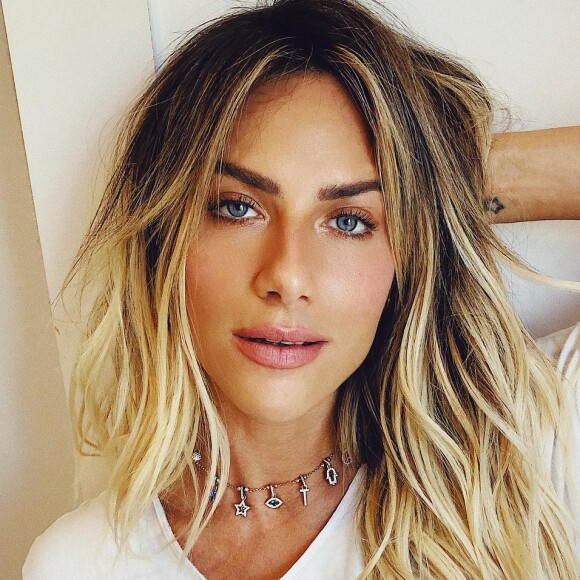 Giovanna Ewbank aconselha fã sobre namoro: 'O diálogo é a melhor saída sempre. A base do relacionamento tem que ser a amizade'