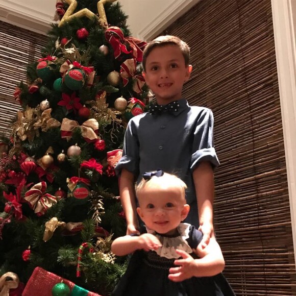Eliana compartiha vários momentos da vida dos filhos, Arthur e Manuela