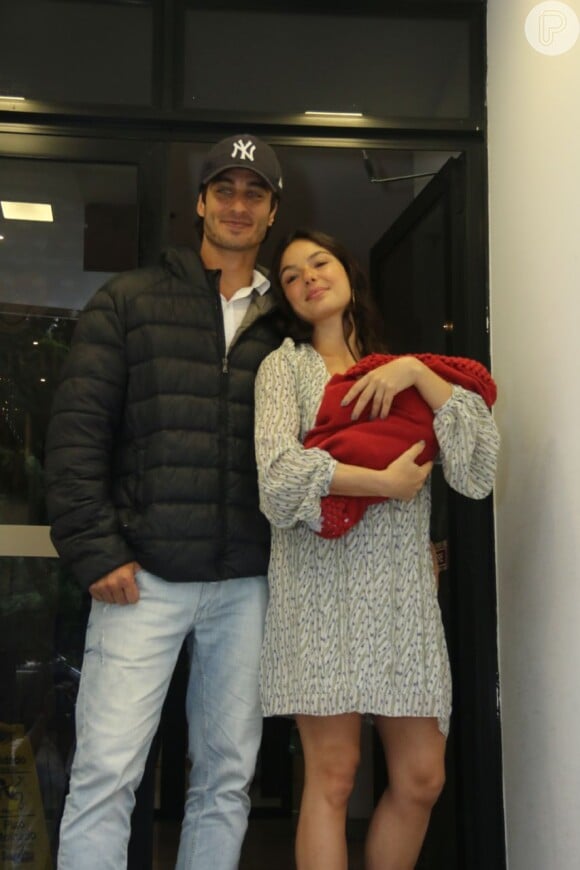 Isis Valverde e André Resende se casaram e aumentaram a família em 2018 com o nascimento de Rael