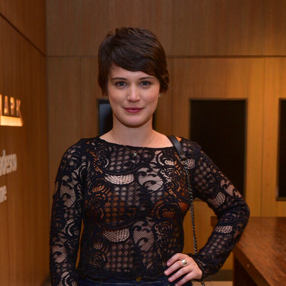 Bianca Bin destaca praticidade de cabelo curto com corte novo em postagem nesta quarta-feira, dia 02 de janeiro de 2018