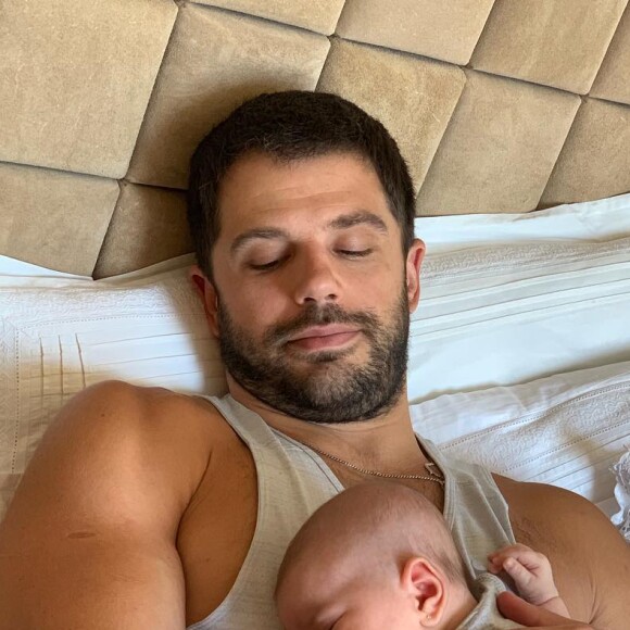 Pai coruja, Duda Nagle também adora compartilhar fotos com a filha no Instagram