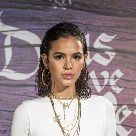 'Eu já sofri muito por falta de amor próprio, autoestima baixa, e tudo isso por causa de uma comparação que eu fazia, porque eu me comparava com outras pessoas', revelou Bruna Marquezine