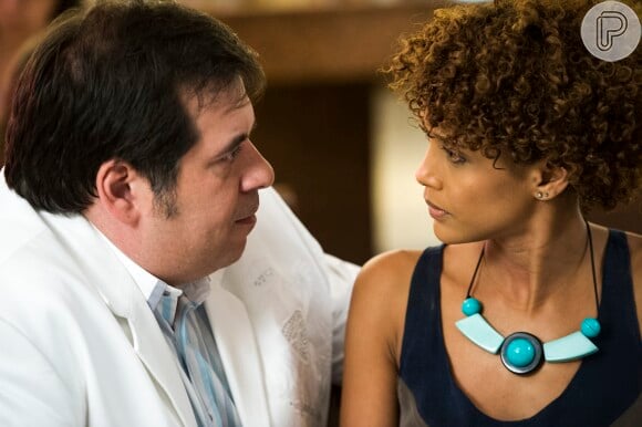 Barata (Leandro Hassum) se dispõe a assumir o filho que Verônica (Taís Araújo) está esperando, em 'Geração Brasil'