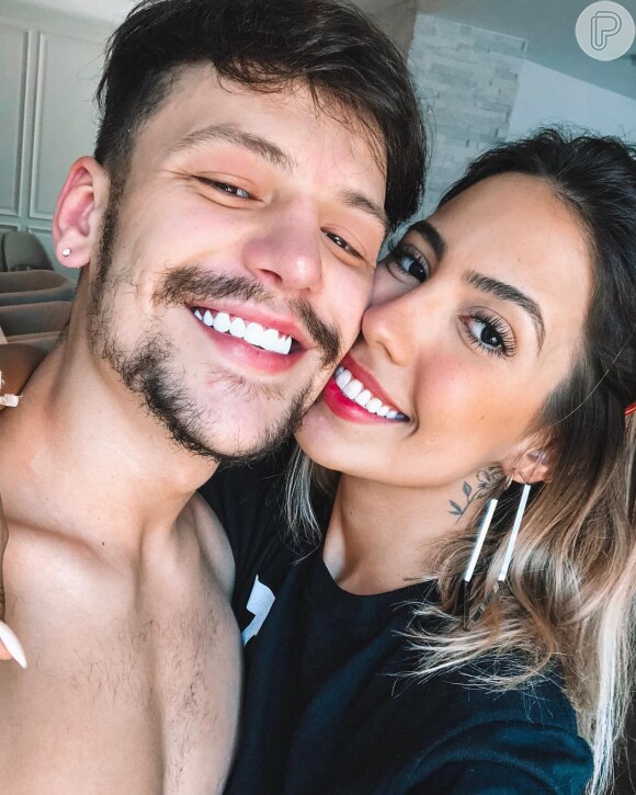 Gabi Brandt casou em cerimônia de luxo com Saulo Poncio no Belmond Copacabana Palace, nesta última sexta-feira, 18 de janeiro de 2019