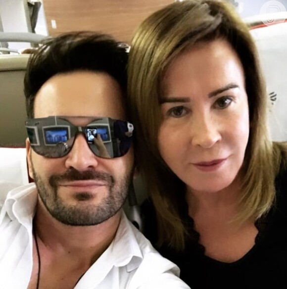 Zilu Camargo só confirmou seu namoro com o fotógrafo Marco Antonio Ruggiero em março de 2018