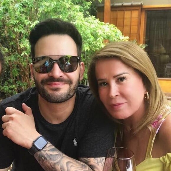Zilu Camargo se derreteu ao falar do namorado, Marco Antonio Ruggiero, em sua conta de Instagram: 'Obrigada por me oferecer os melhores sentimentos e os maiores momentos'