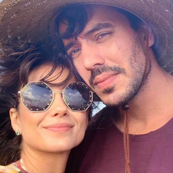 Paula Fernandes se declarou ao namorado, Gustavo Lyra, por conta de seu aniversário: 'Escolhe a leveza de viver e a tranquilidade de um sorriso fácil'