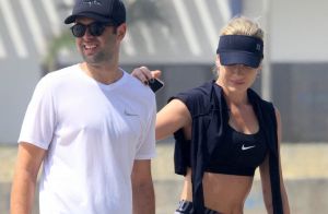 Namorado enche Fiorella Mattheis de beijos em aniversário: 'É o melhor presente'