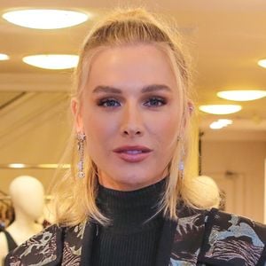 'Sou muito grata por te ter na vida! Parabéns, minha amiga. Não há ninguém nesse mundo que mereça ele mais do que você, então vai que o mundo é seu e eu estarei sempre do seu lado te acompanhando', escreveu Thaila Ayala para Fiorella Mattheis