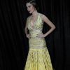 Thaila Ayala, sempre presente nos Bailes da Vogue, divou num look amarelo e prata para prestigiar a edição de 2013 do pré-carnaval