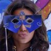 Bruna Marquezine usou uma máscara para dar um ar mais carnavalesco no visual no carnaval de 2015