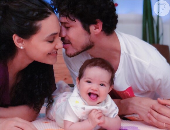 Débora Nascimento e José Loreto são pais de Bella, de 10 meses, nascida em abril de 2018