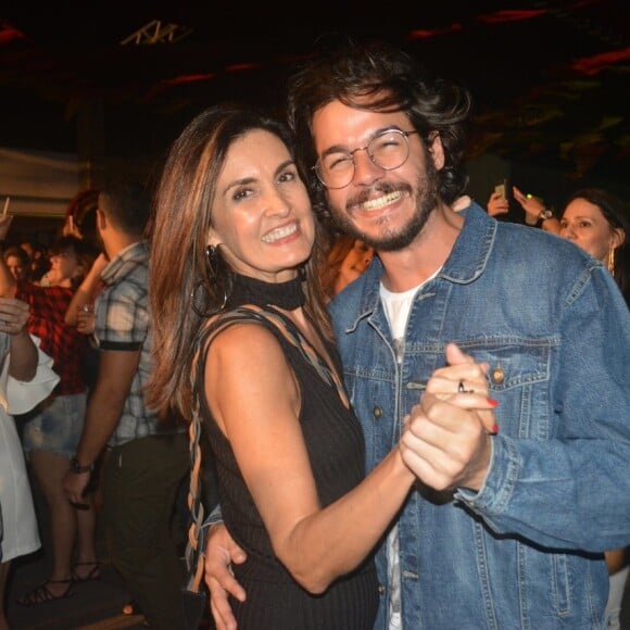 Fátima Bernardes e Túlio Gadêlha vivem um relacionamento feliz e de muitos momentos alegres