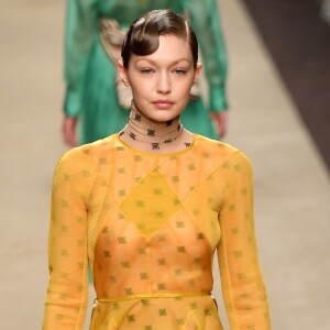Na Semana de Moda de Milão, Fendi apostou no amarelo como uma das cores mais fortes para o Outono/Inverno 2019