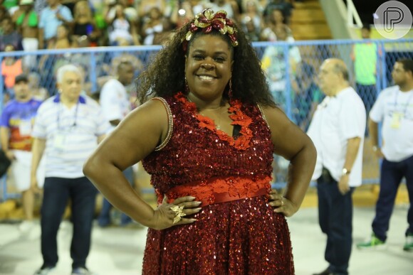 Cacau Protásio desfilou no ensaio de carnaval da União da Ilha, no Rio.