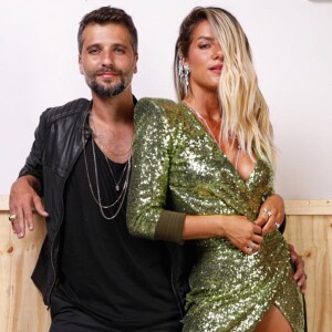 Giovanna Ewbank se declarou para Bruno Gagliasso após afastamento do ator da novela 'O Sétimo Guardião'