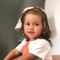 Iti Malia! Yanna Lavigne compartilha vídeo fofo da filha, Madalena. Confira!