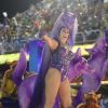Claudia Raia exibiu o corpo em forma em desfile de Carnaval