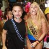 Anitta, ou melhor, Adriane Galisteu curtiu bloco acompanhada do marido, o empresário Alexandre Iódice no Carnaval 2019, em Salvador. 