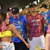 Anitta e Neymar estavam acompanhados de Gabriel Medina e David Brazil.