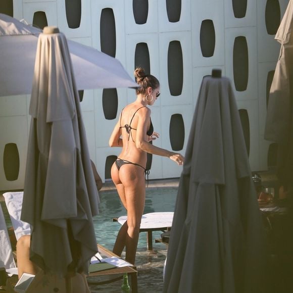 Izabel Goulart esteve com Bruna Marquezine em hotel no Rio