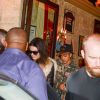 O cantor Justin Bieber está em Paris e levou Kendall Jenner para fazer um lanche