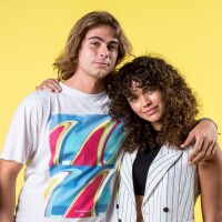 'Verão 90': João fica mexido com Manu e Moana exige decisão do namorado