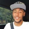Neymar compartilha vídeo em que canta pagode e divide opiniões de fãs: 'Lindo', 'vergonha cantando'